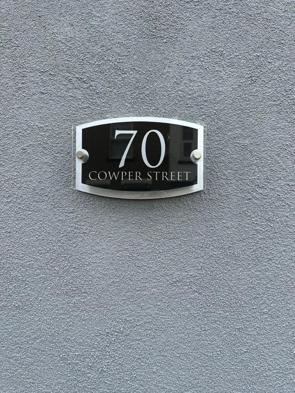 Luton Town House Near Airportアパートメント エクステリア 写真